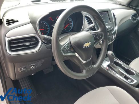 Used 2020 Chevrolet Equinox LS FWD image 17