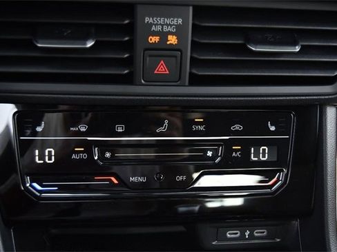 New 2025 Volkswagen Jetta Sport image 15