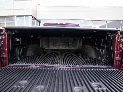 Used 2018 RAM 1500 Big Horn image 32