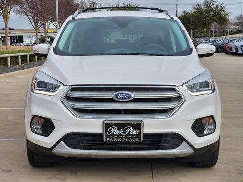 Used 2018 Ford Escape Titanium image 8