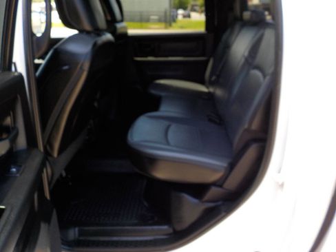 Used 2022 RAM 2500 Tradesman w/ Chrome Appearance Group AWD/4WD image 23