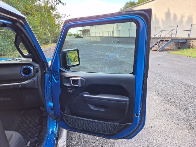 Used 2023 Jeep Wrangler Sport AWD/4WD image 20