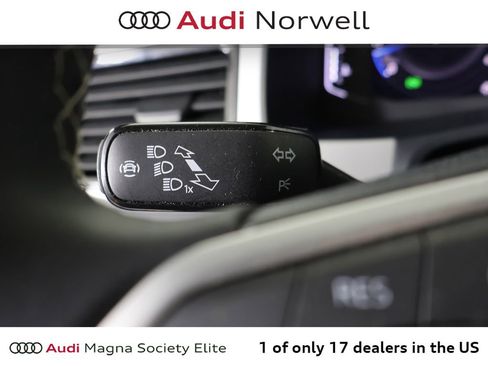 Used 2023 Volkswagen Atlas Cross Sport SEL AWD/4WD image 25