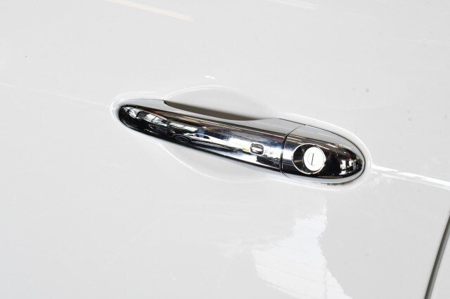 Used 2023 Maserati Levante GT AWD/4WD image 12