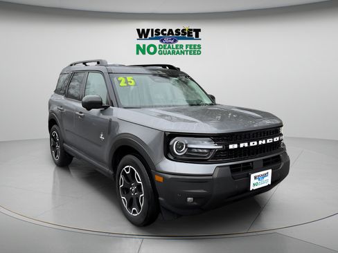 Used 2025 Ford Bronco Sport Outer Banks w/ Outer Banks Tech Package+ AWD/4WD image 25