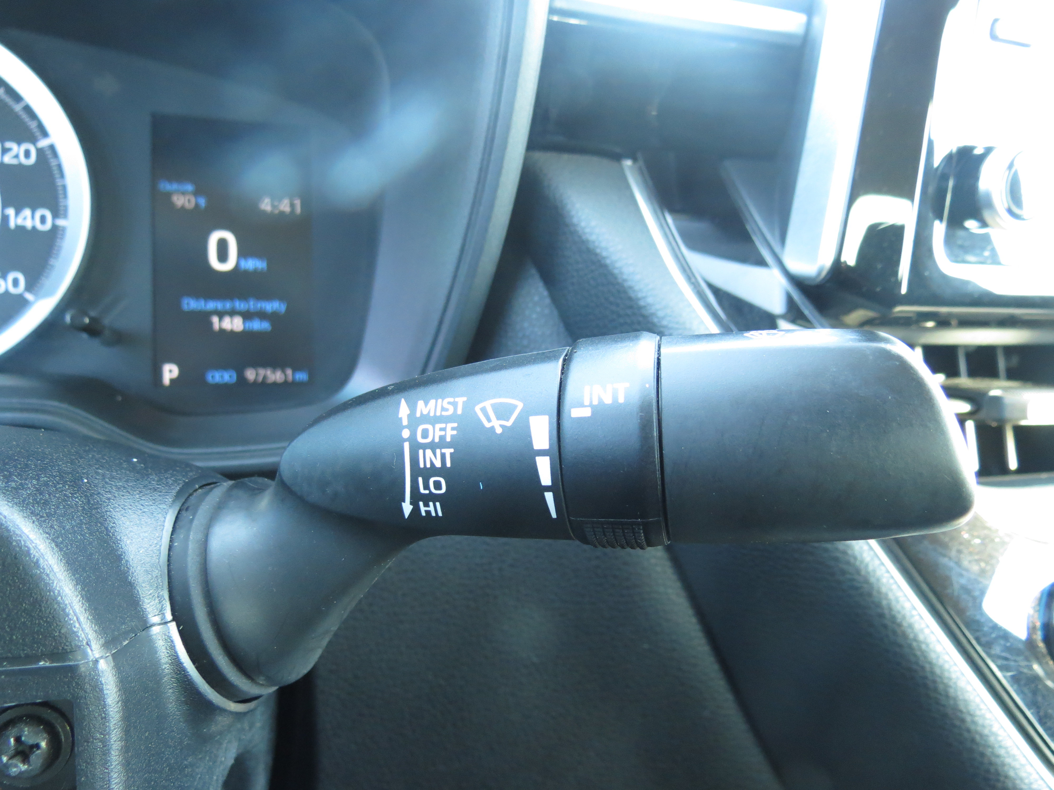 Used 2020 Toyota Corolla LE FWD image 17