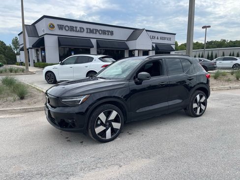 Used 2023 Volvo XC40 Recharge Ultimate AWD/4WD image 49