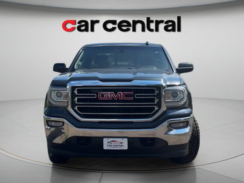 Used 2017 GMC Sierra 1500 SLE w/ SLE Value Package AWD/4WD image 8