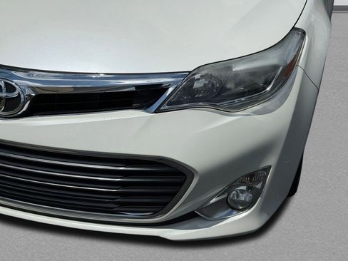Used 2014 Toyota Avalon XLE Touring FWD image 11