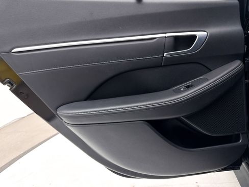 Used 2023 Hyundai Sonata Limited FWD image 33
