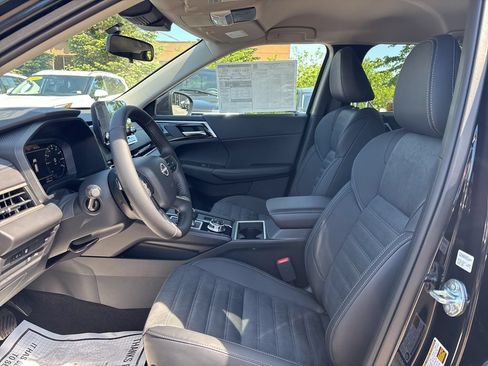 New 2026 Nissan Rogue SL AWD/4WD image 9