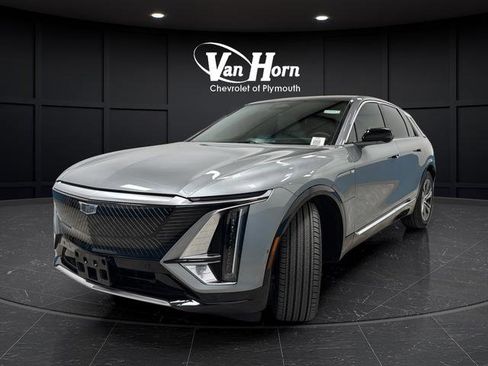 Used 2024 Cadillac Lyriq Luxury image 7