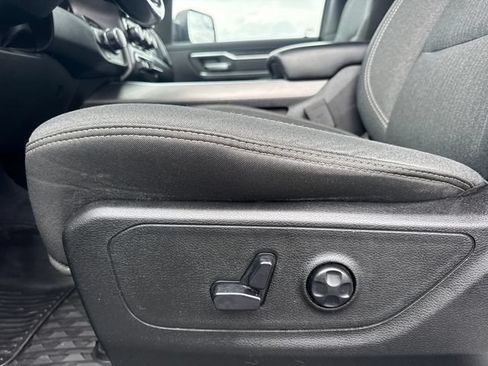 Used 2019 RAM 1500 Big Horn AWD/4WD image 14