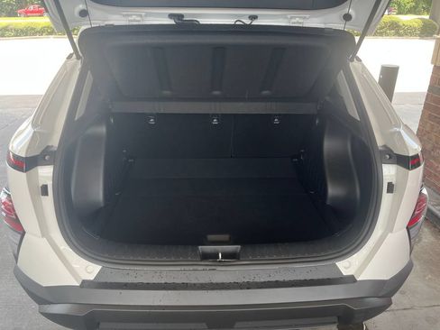 Used 2024 Hyundai Kona SEL FWD image 24