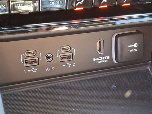 Used 2024 Jeep Grand Cherokee Limited 4xe image 26