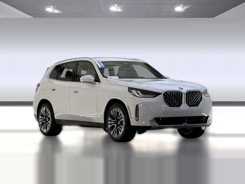 Used 2026 BMW X3 xDrive30i w/ Convenience Package AWD/4WD image 6