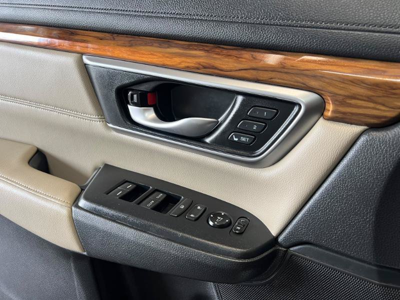 Used 2019 Honda CR-V Touring image 26