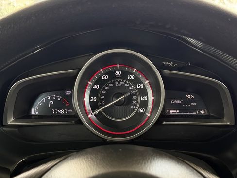 Used 2016 MAZDA MAZDA3 i Sport w/ Preferred Equipment Package FWD image 14