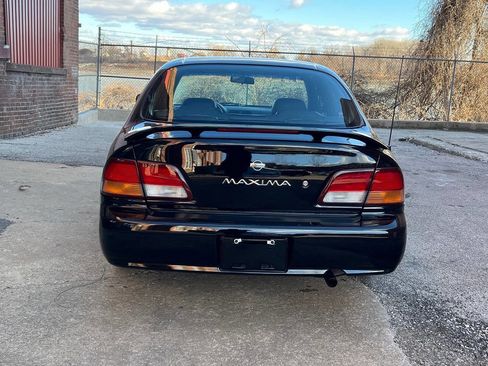 Used 1998 Nissan Maxima SE image 5