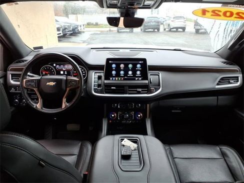 Used 2021 Chevrolet Tahoe High Country w/ Premium Package image 14