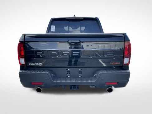 Used 2025 Honda Ridgeline TrailSport image 4