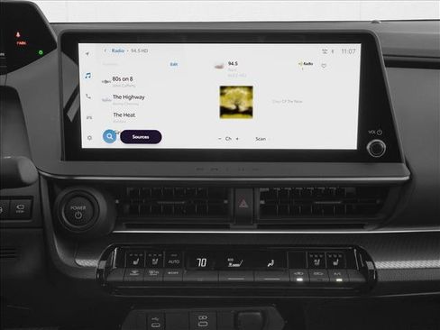 New 2026 Toyota Prius FWD image 7