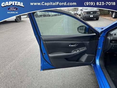 Used 2025 Nissan Sentra SV image 19