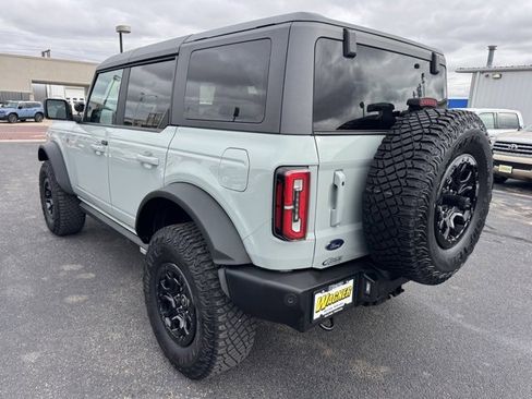 Used 2021 Ford Bronco Wildtrak image 5