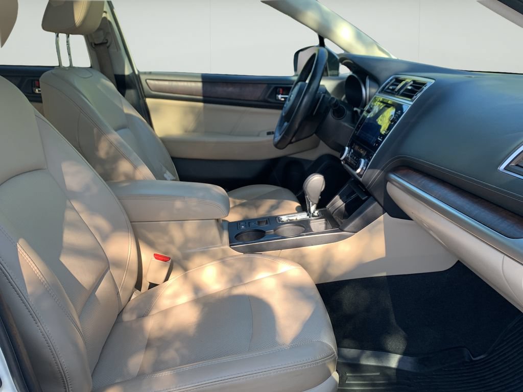 Used 2018 Subaru Outback 2.5i Limited AWD/4WD image 36