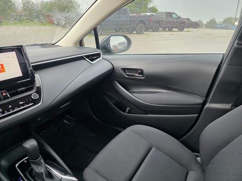 Used 2023 Toyota Corolla LE FWD image 32