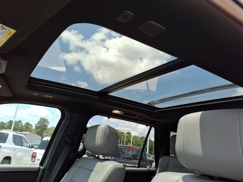 Used 2026 Toyota Sequoia Limited AWD/4WD image 12