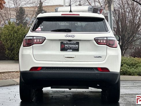 Used 2019 Jeep Compass Latitude image 5