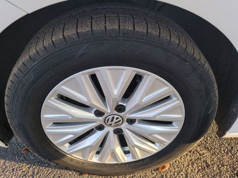 Used 2019 Volkswagen Jetta S w/ Driver Assistance Package image 10