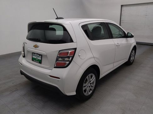 Used 2020 Chevrolet Sonic LT image 9