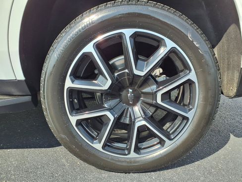 Used 2023 Chevrolet Tahoe RST w/ Luxury Package AWD/4WD image 37