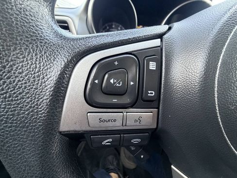 Used 2015 Subaru Legacy 2.5i AWD/4WD image 11