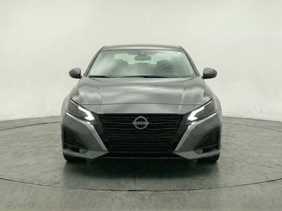 Used 2025 Nissan Altima 2.5 SV