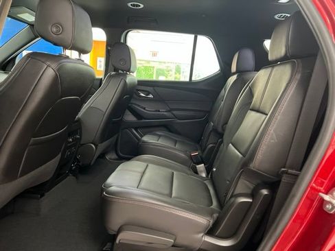 Used 2024 Chevrolet Traverse RS w/ LPO, Floor Liner Package AWD/4WD image 16