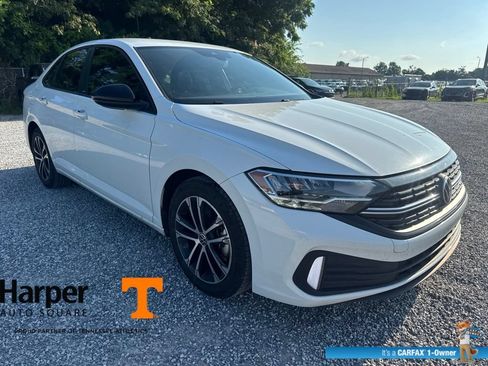 Used 2024 Volkswagen Jetta Sport FWD image 6