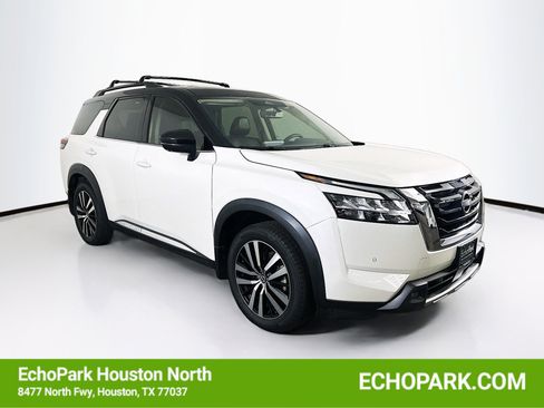 Used 2023 Nissan Pathfinder Platinum w/ Cargo Package FWD image 1