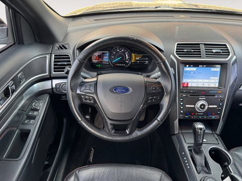 Used 2017 Ford Explorer Sport w/ Equipment Group 401A AWD/4WD image 12
