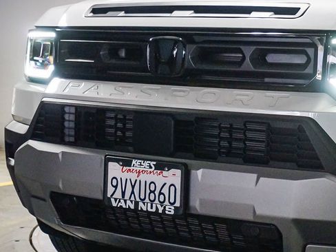 Used 2026 Honda Passport RTL image 5