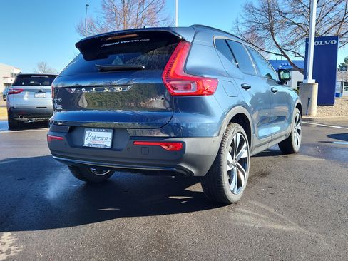 New 2026 Volvo XC40 B5 Ultra w/ Climate Package image 4