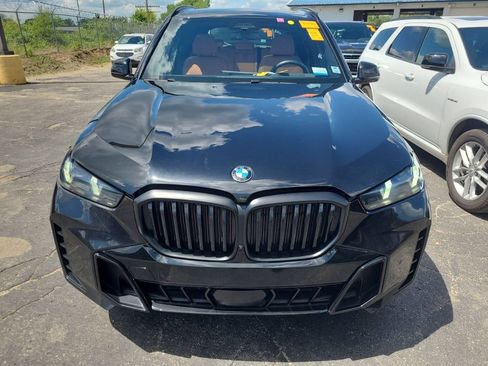 Used 2024 BMW X5 xDrive40i AWD/4WD image 2
