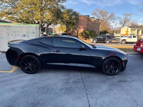 Used 2018 Chevrolet Camaro LT w/ Redline Edition image 8