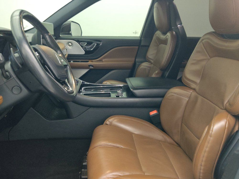 Used 2022 Lincoln Aviator Reserve w/ Equipment Group 201A RWD image 17