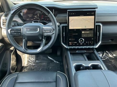 Used 2024 GMC Acadia Denali w/ Super Cruise Package AWD/4WD image 14