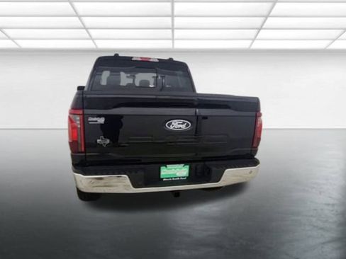 New 2025 Ford F150 XLT w/ Equipment Group 302A MID image 8