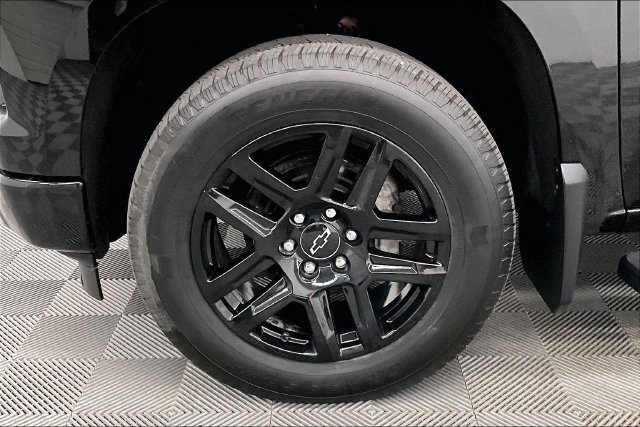 Used 2024 Chevrolet Silverado 1500 RST AWD/4WD image 10