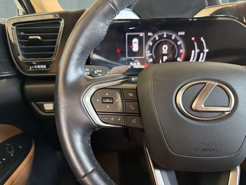 Certified 2025 Lexus NX 250 FWD w/ Accessory Package (Z1) image 15